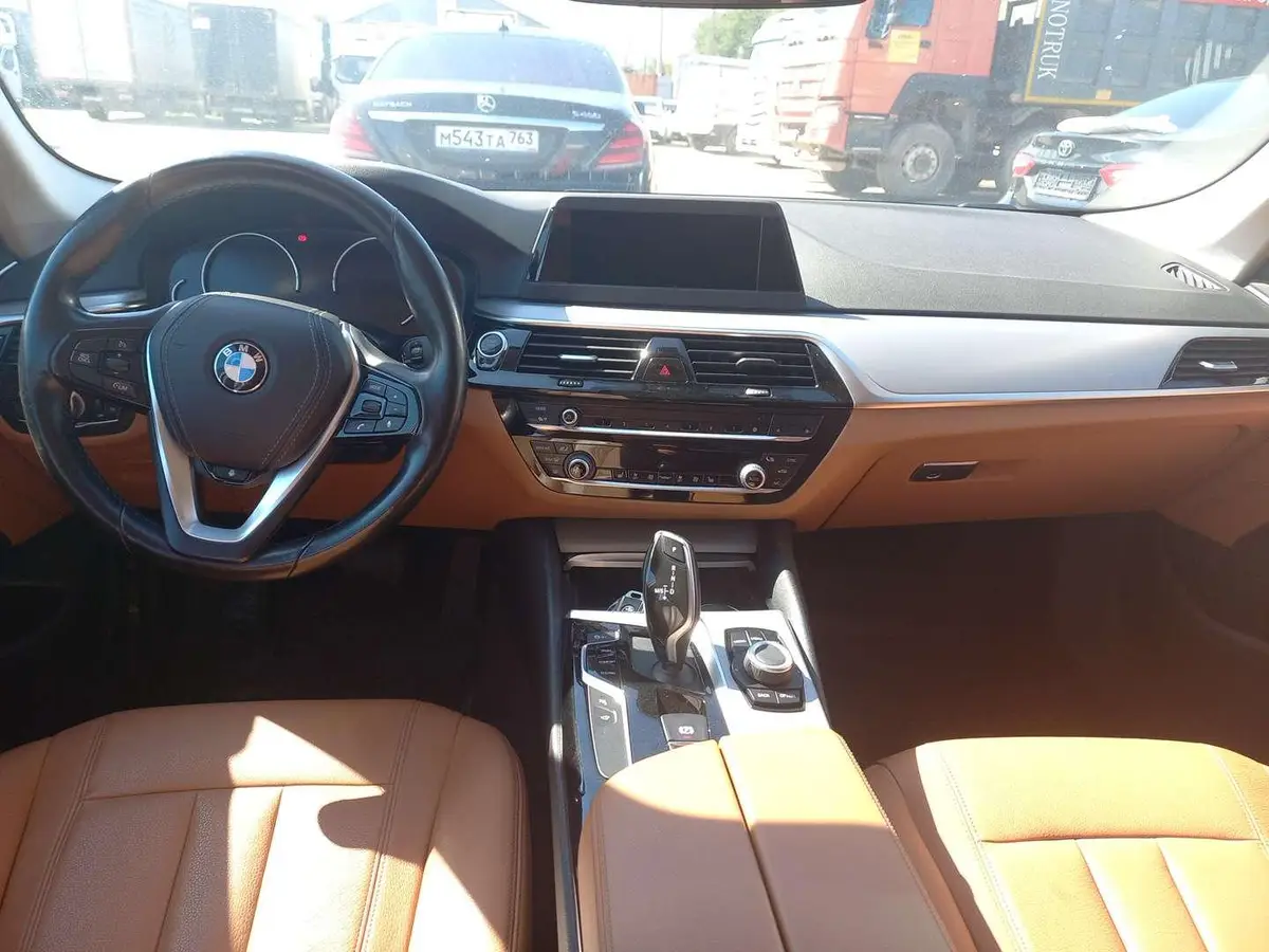 BMW 5 серия 520i auto, фото 5