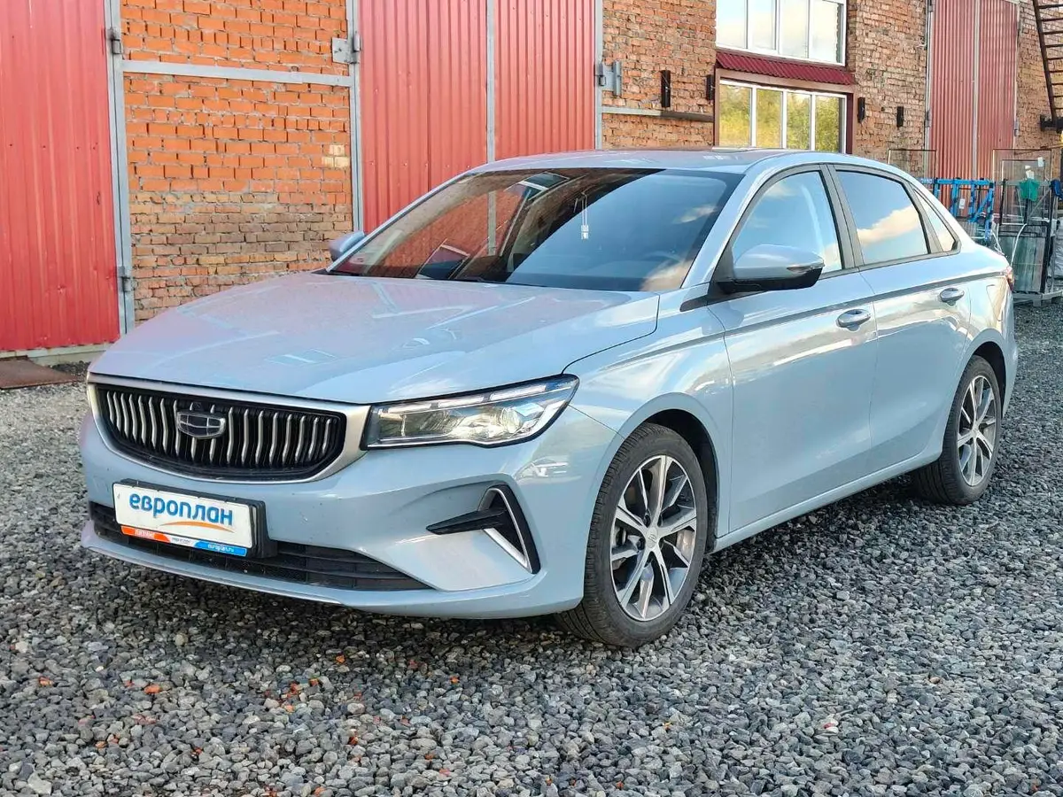Geely Emgrand, фото 2
