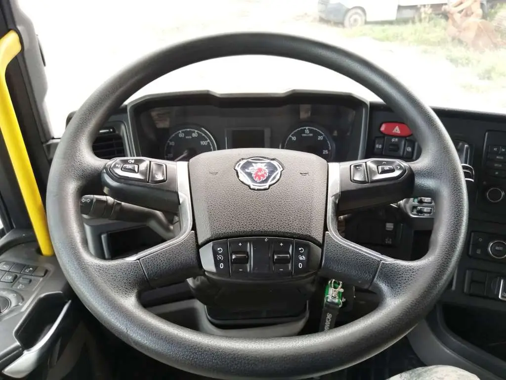 Scania G 8x4 Самосвал, фото 5