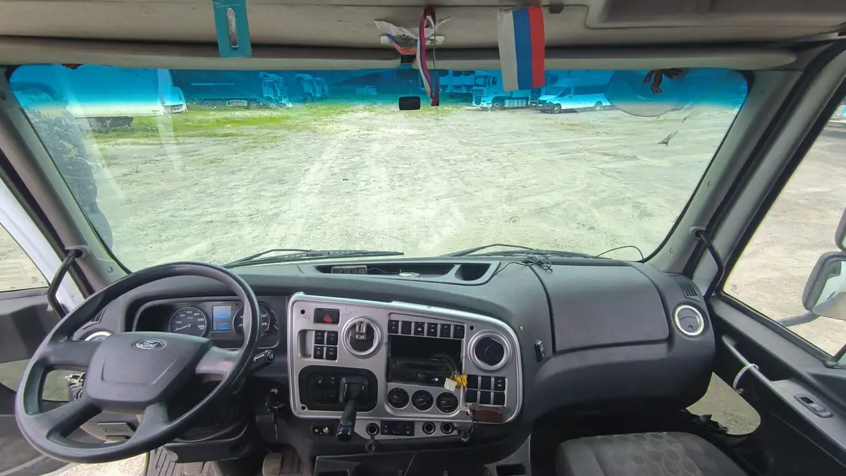 Ford Cargo 4x2 Седельный тягач, фото 5