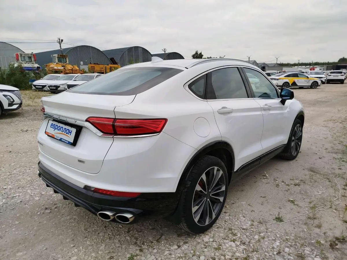 Geely Tugella, фото 3