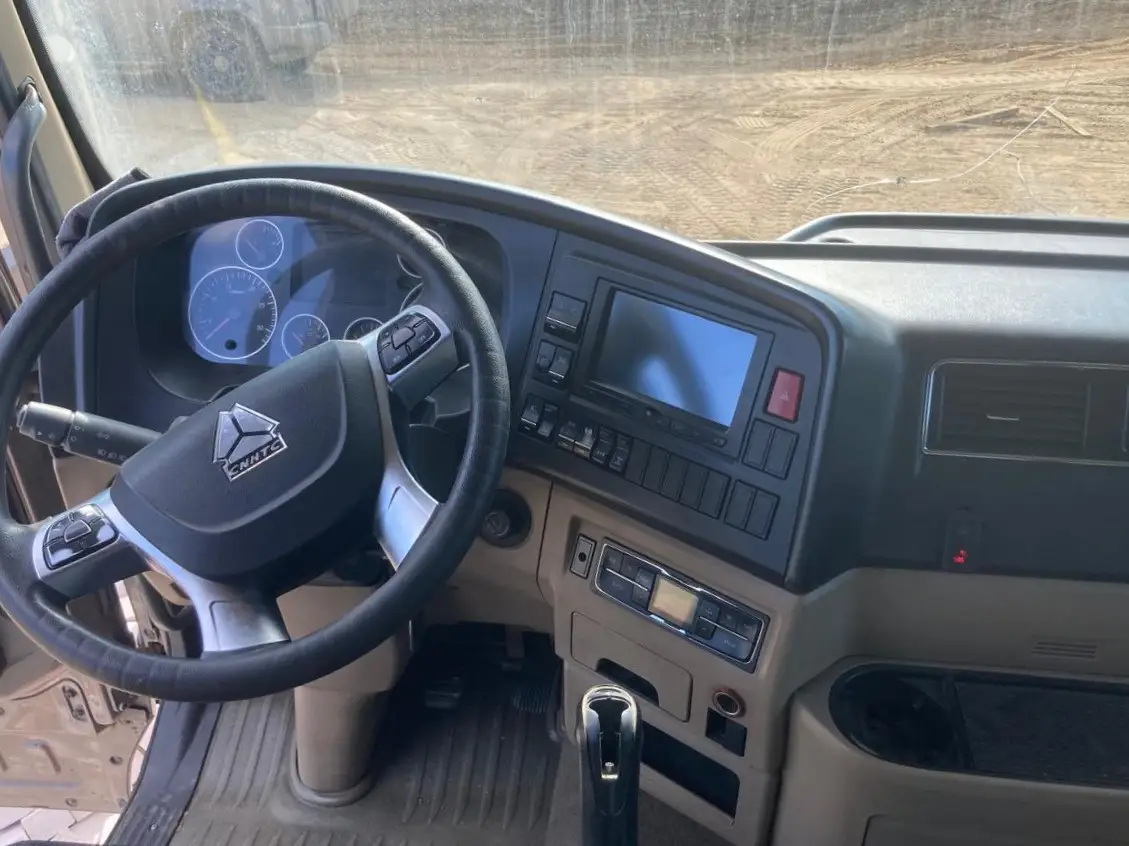 HOWO T5G 8x4 Самосвал, фото 5