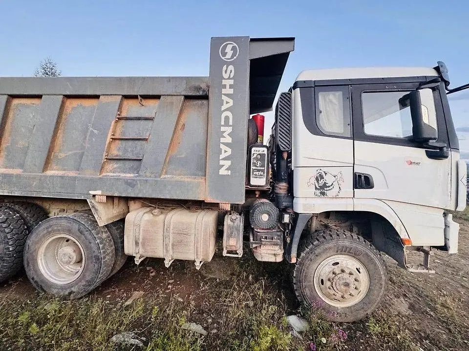Shacman SX* 6x6 Самосвал, фото 4