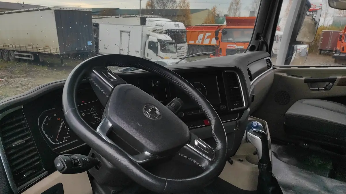 Shacman SX* 6x6 Самосвал, фото 5