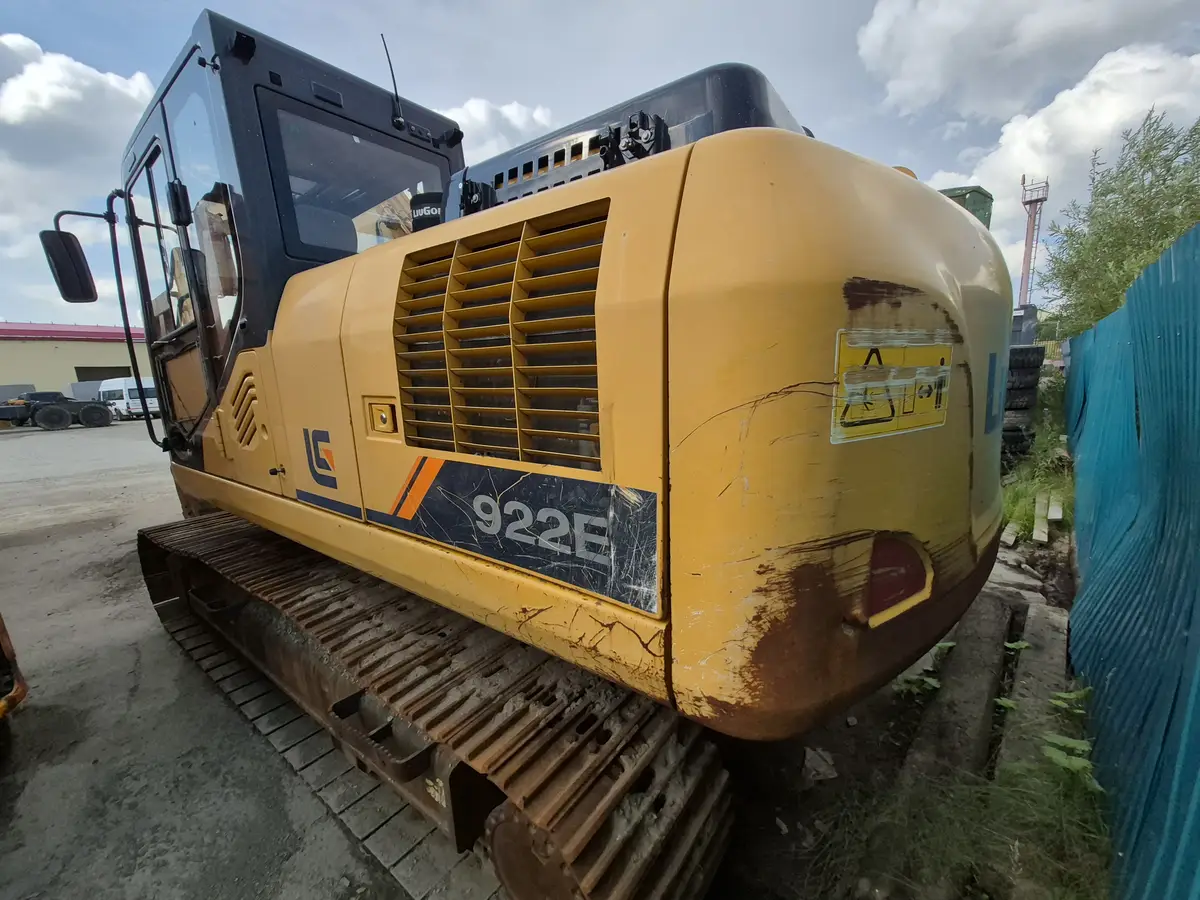 LiuGong CLG922 Экскаватор, фото 3