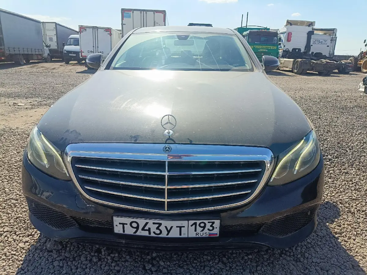 Mercedes-Benz E седан 200 Бизнес, фото 2