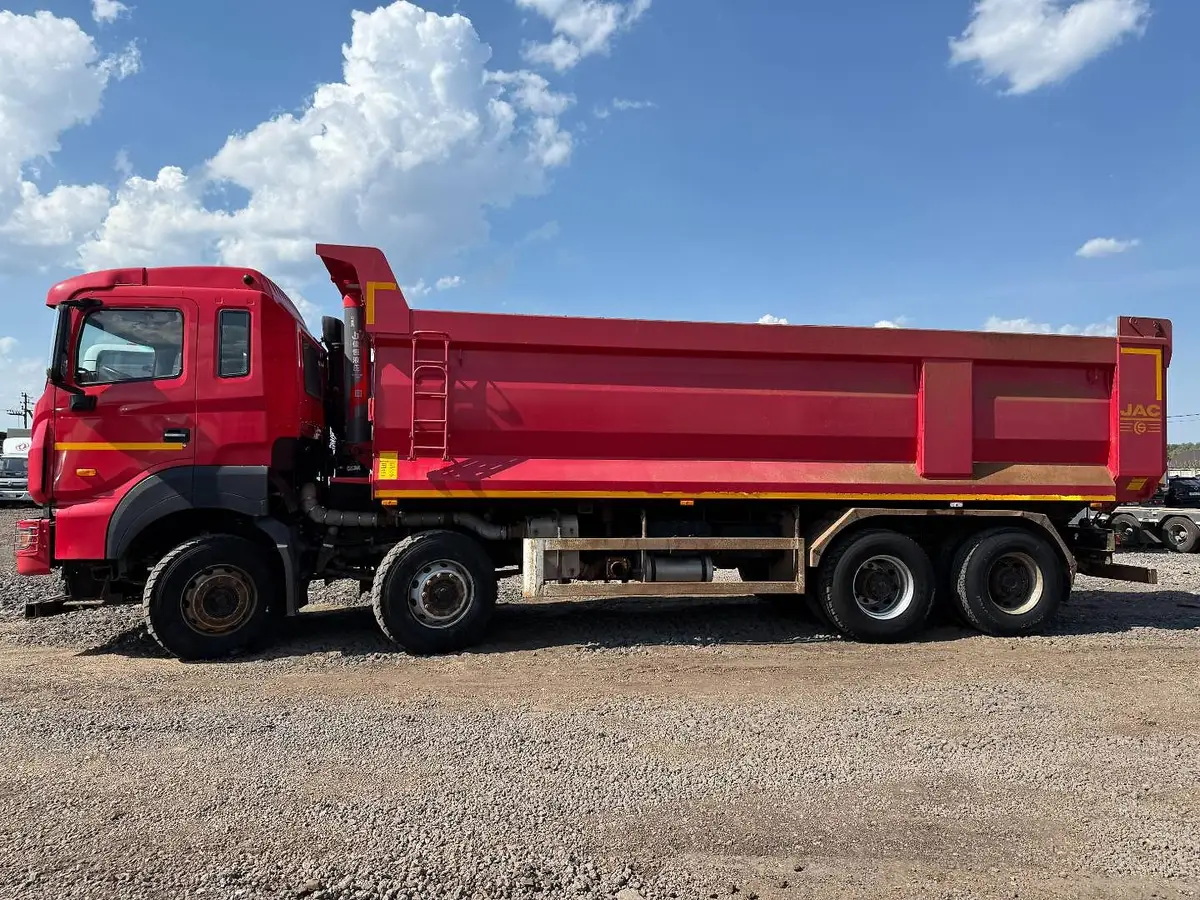 JAC N410 8x4 Самосвал, фото 3