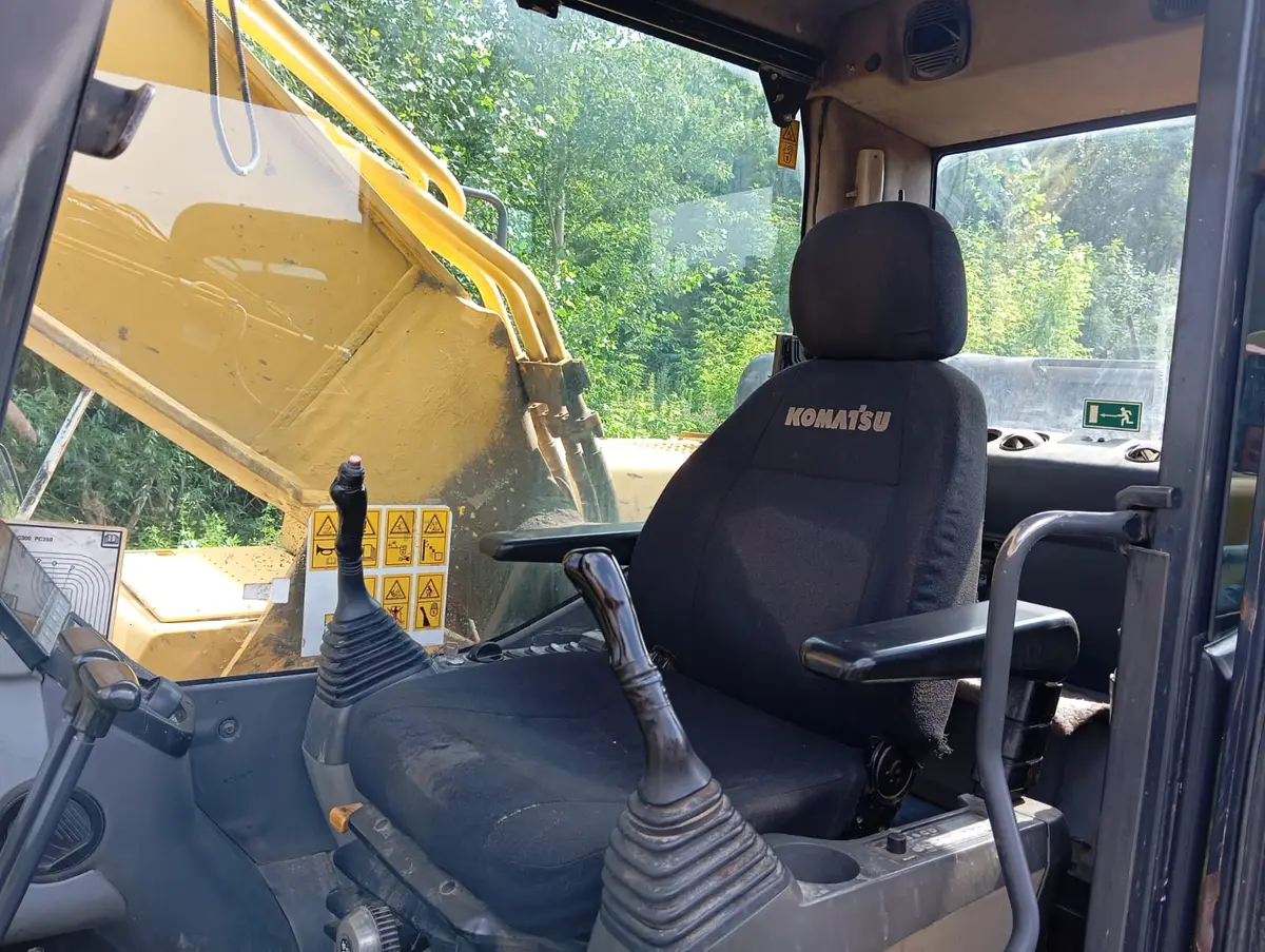 Komatsu PC 300 Экскаватор, фото 5