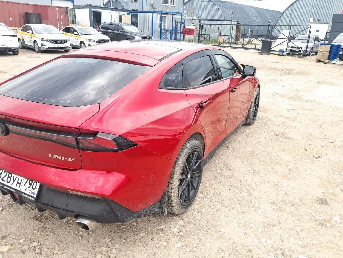 Changan Uni-V Комфорт 1.5Т АТ, фото 4