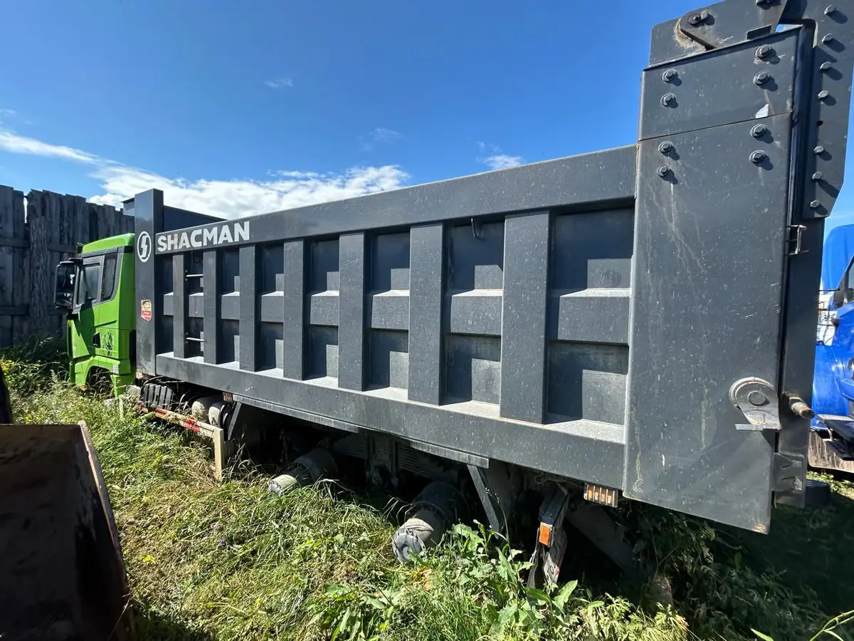 Shacman SX* 6x4 Самосвал, фото 2
