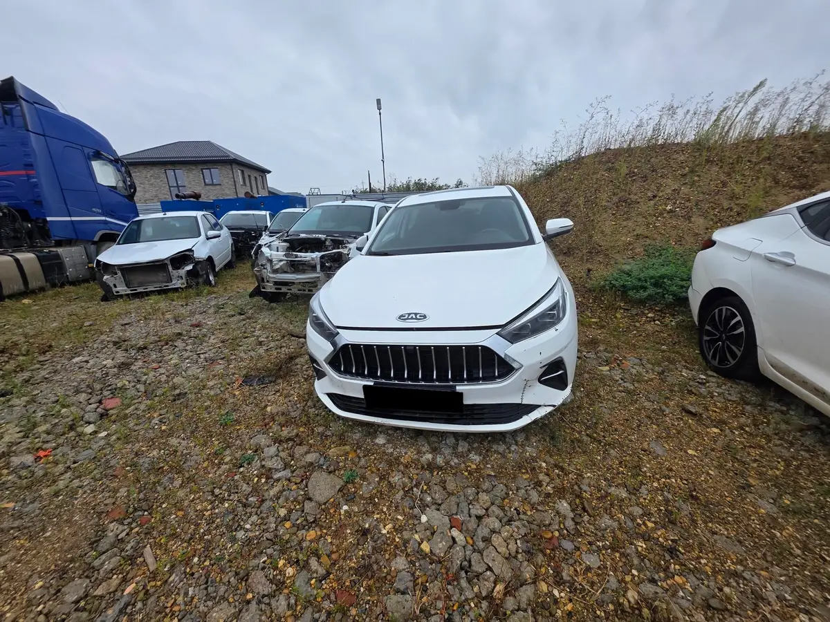 JAC J7, фото 2