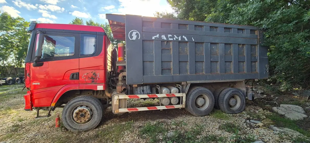 Shacman SX* 6x4 Самосвал, фото 5