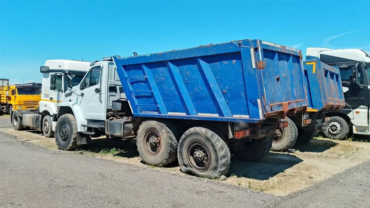 Уралпромтехника 5831* на шасси Ural 55571 6x6 Самосвал, фото 4
