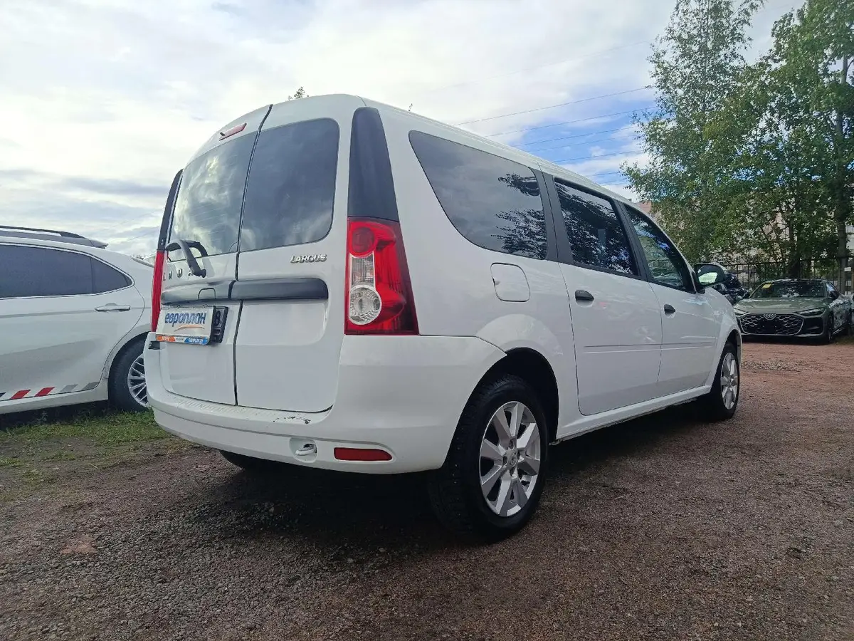 LADA Largus универсал Классик Плюс 5 мест 1.6 90 л.с. МТ, фото 3