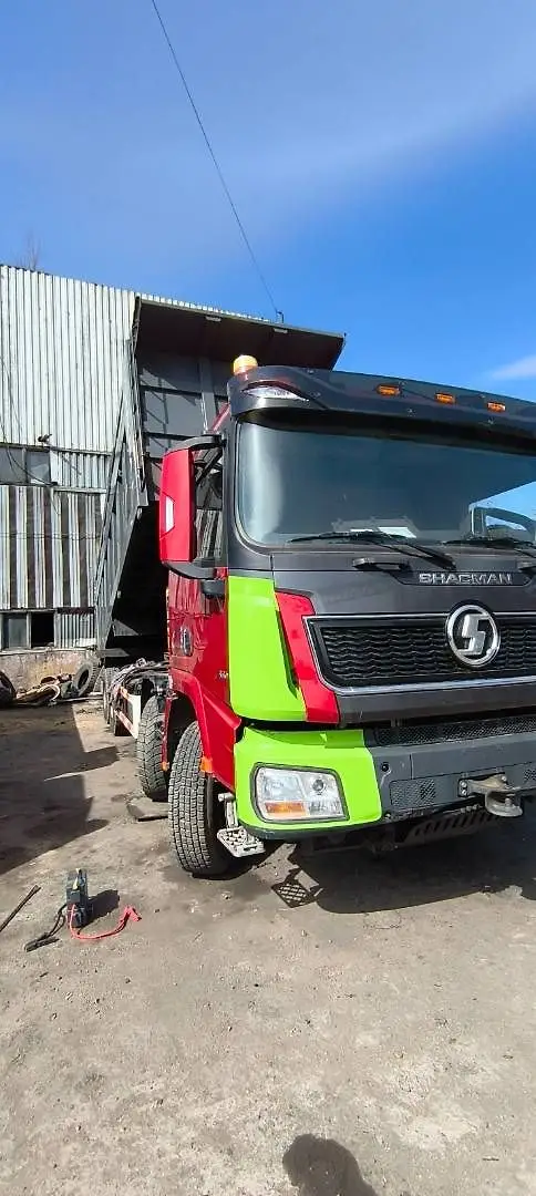 Shacman SX* 8x4 Самосвал, фото 3