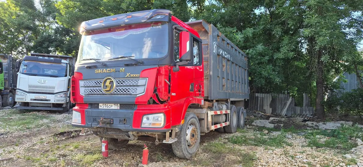 Shacman SX* 6x4 Самосвал, фото 3