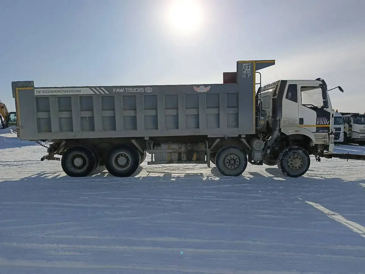 FAW J6 8x4 Самосвал, фото 2