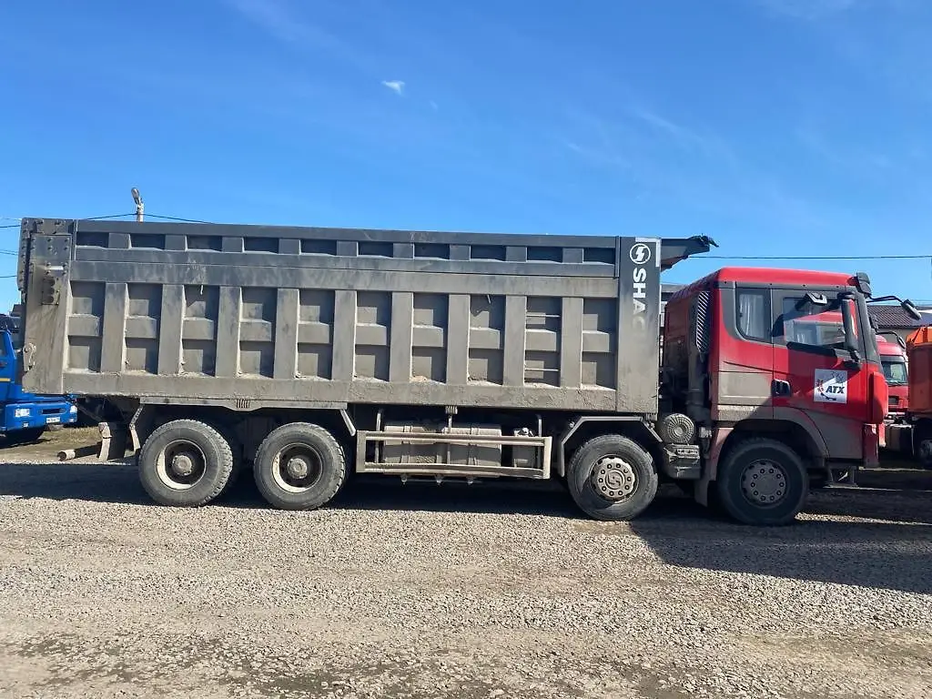 Shacman SX* 6x4 Самосвал, фото 4