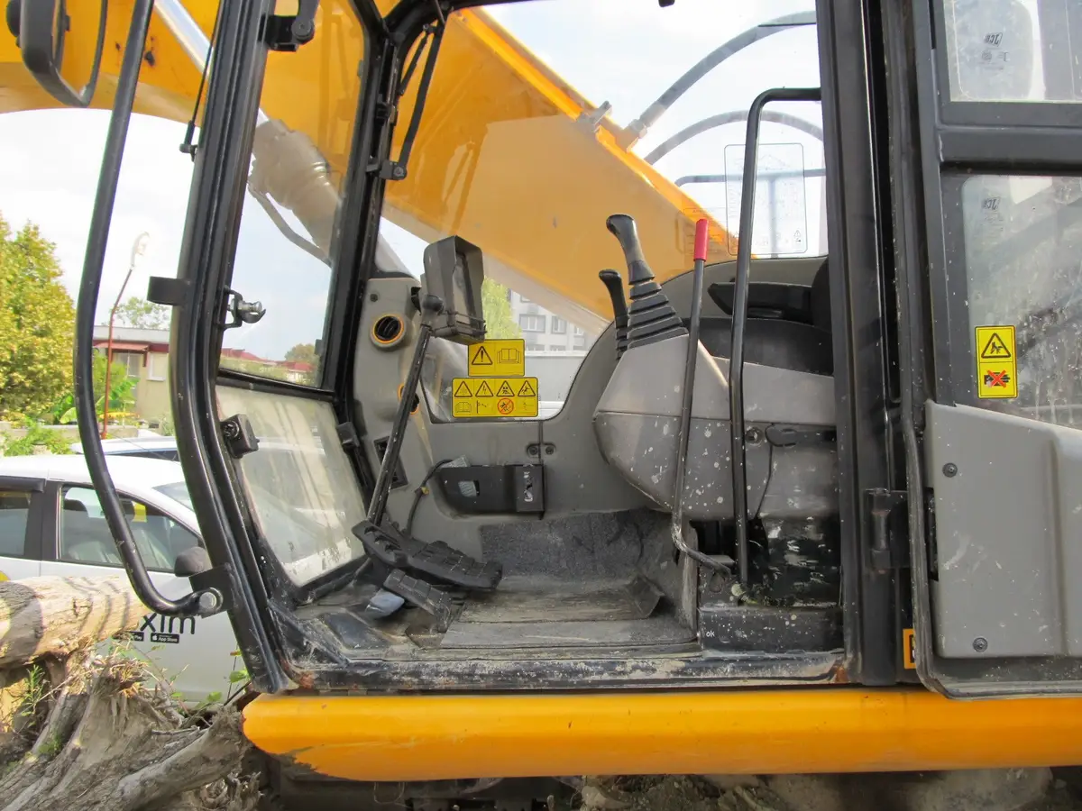 JCB JCB205 Экскаватор, фото 5