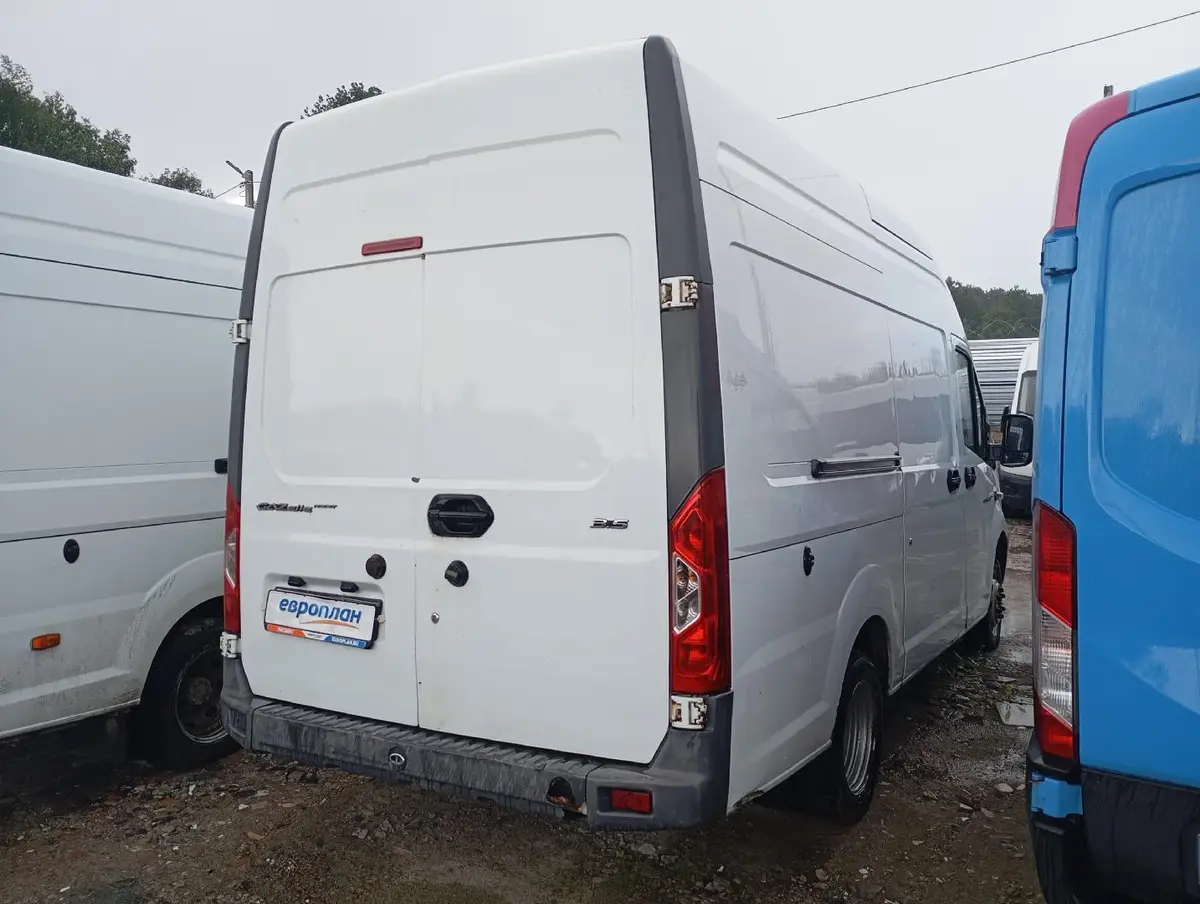 ГАЗ A31R32, фото 3