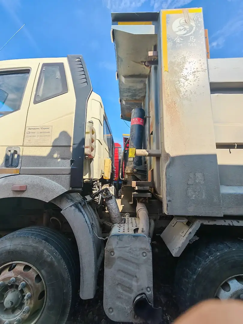 FAW CA 3310 8x4 Самосвал, фото 5