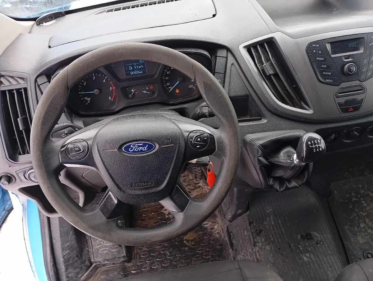 Ford Transit Фургон Базовая 310М Д2В2 2.2 дизель 125 л.с. МТ передний привод, фото 5