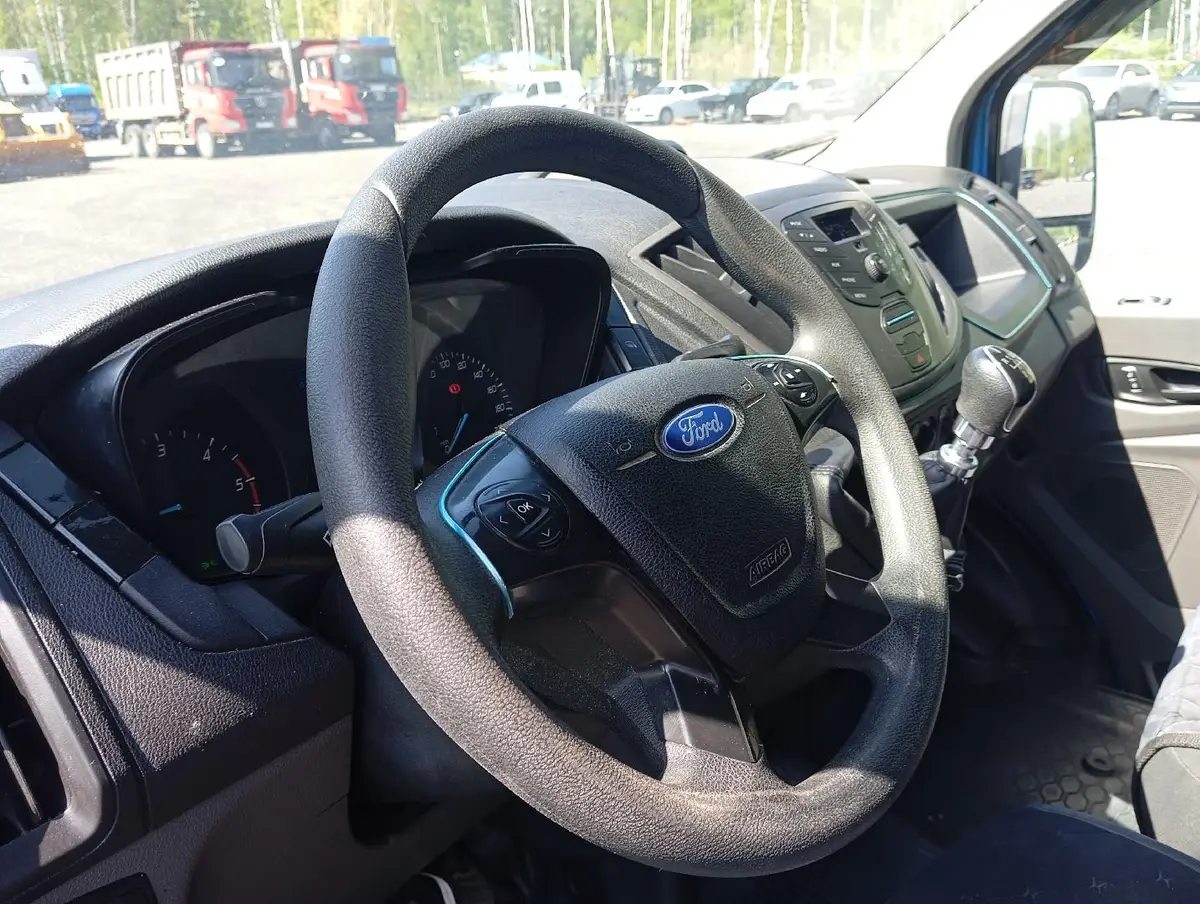 Ford Transit Фургон Базовая 310М Д2В2 2.2 дизель 125 л.с. МТ передний привод, фото 5
