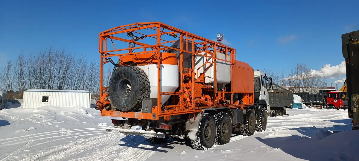 Хант 8051* на шасси ХАНТ 8x8 Агрегат цементировочный, фото 3