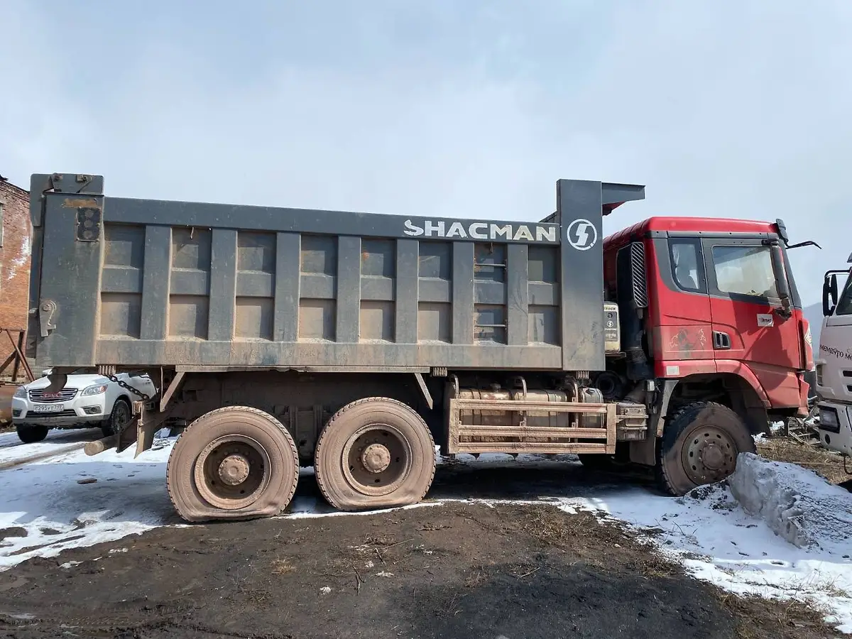 Shacman SX* 6x6 Самосвал, фото 3