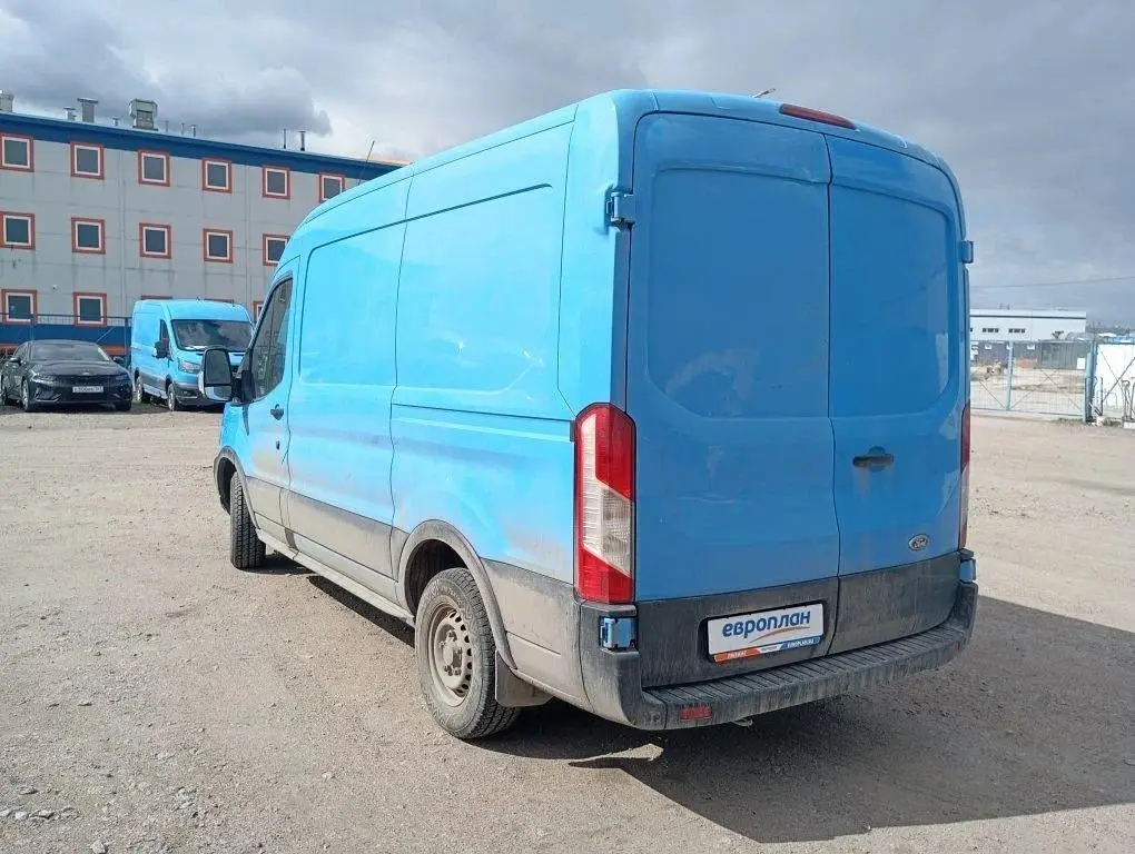 Ford Transit Фургон Базовая 310М Д2В2 2.2 дизель 125 л.с. МТ передний привод, фото 4