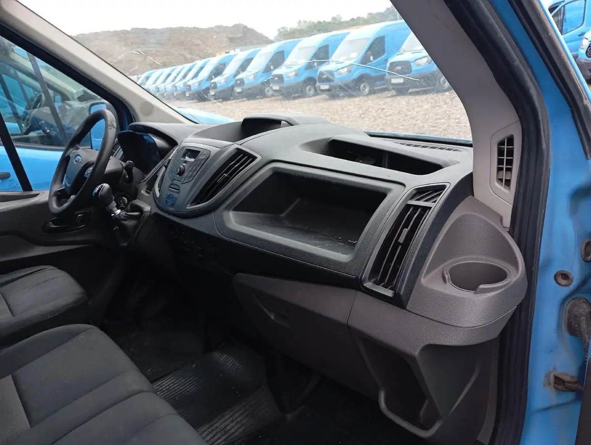 Ford Transit Фургон Базовая 310М Д2В2 2.2 дизель 125 л.с. МТ передний привод, фото 5