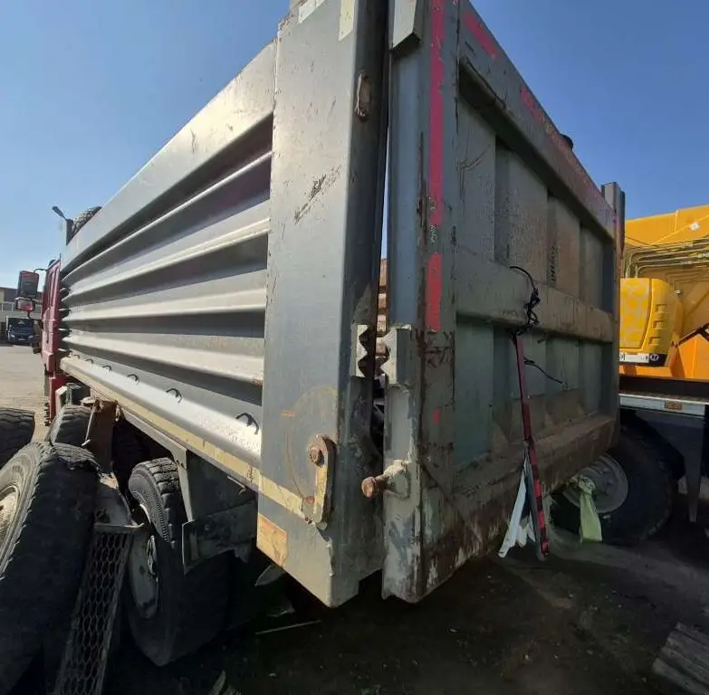 Shacman SX* 6x4 Самосвал, фото 4