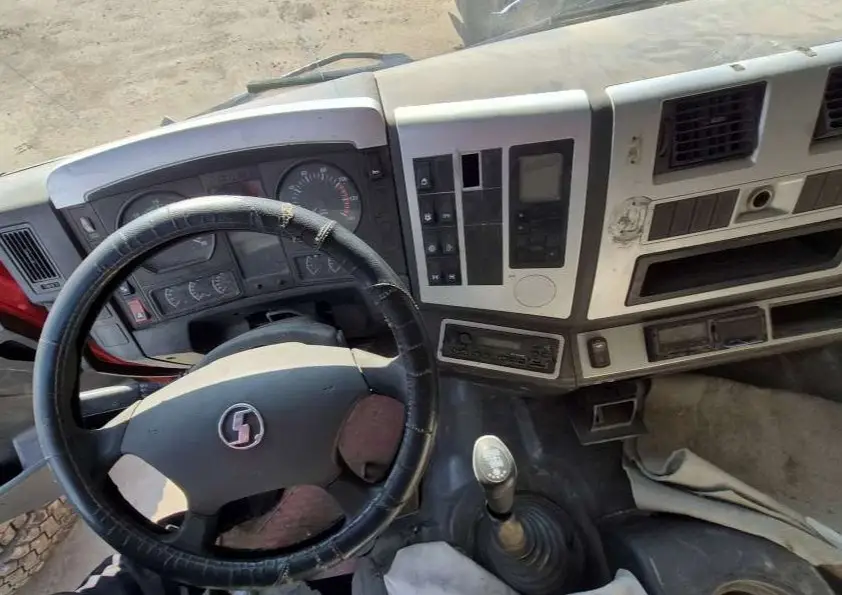 Shacman SX* 6x4 Самосвал, фото 5