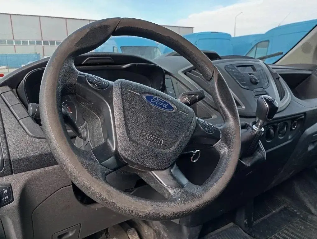 Ford Transit 350L EF, фото 5