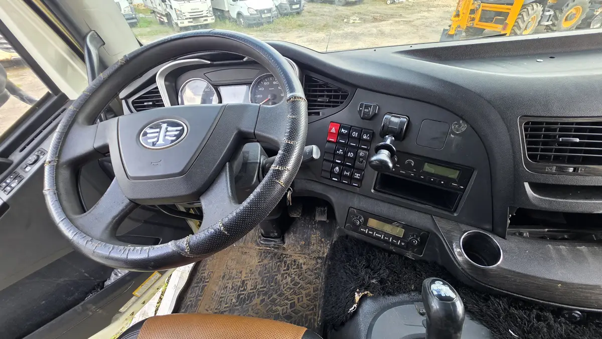 FAW CA 3250 6x4 Самосвал, фото 5