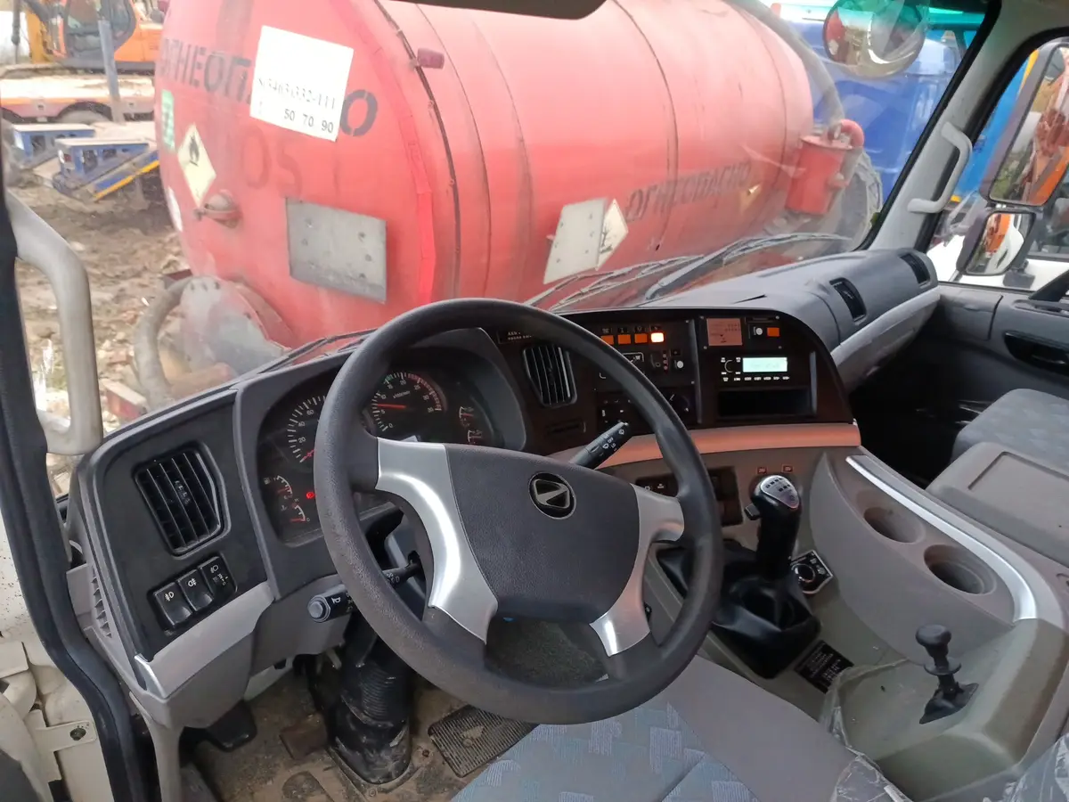 Хант 8051* на шасси ХАНТ 8x8 Агрегат цементировочный, фото 3