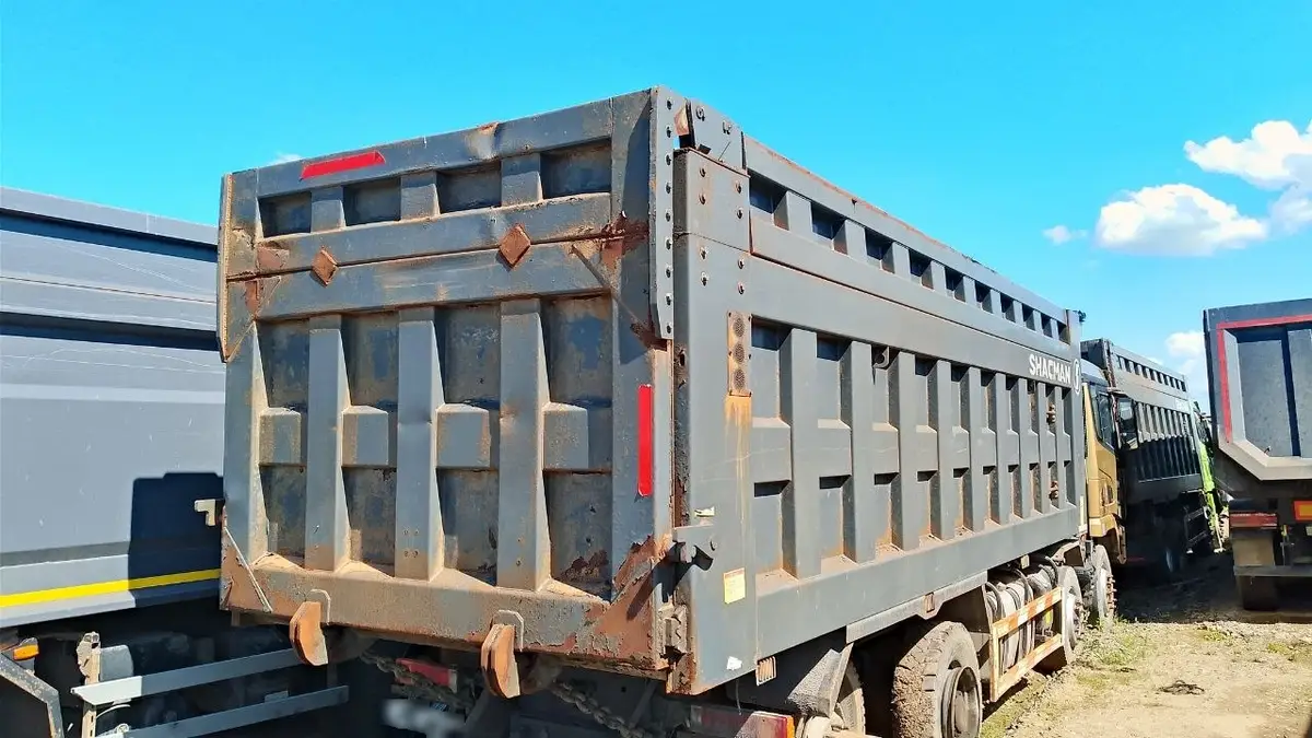 Shacman SX* 8x4 Самосвал, фото 3