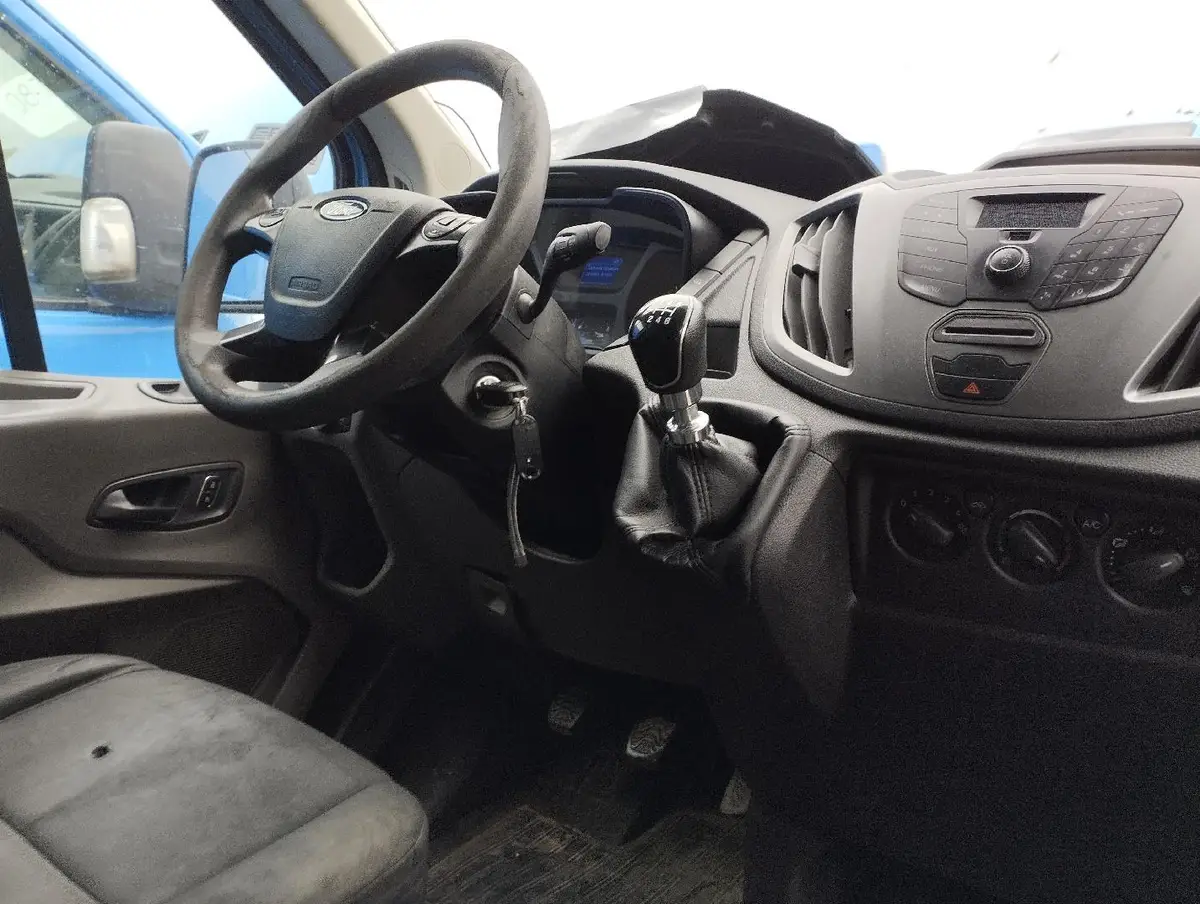 Ford Transit Фургон Базовая 310М Д2В2 2.2 дизель 125 л.с. МТ передний привод, фото 5