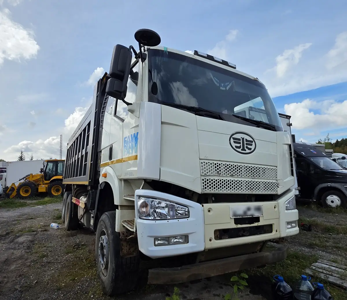 FAW CA 3250 6x4 Самосвал, фото 2