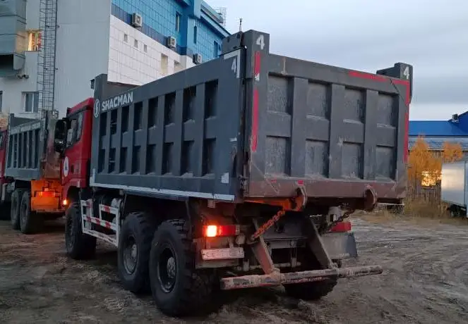 Shacman SX* 6x6 Самосвал, фото 4