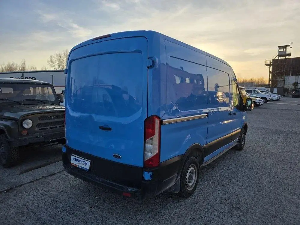 Ford Transit Фургон Базовая 310М Д2В2 2.2 дизель 125 л.с. МТ передний привод, фото 3