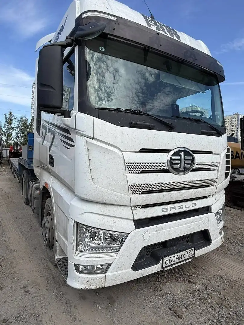FAW J7 4x2 Седельный тягач, фото 3