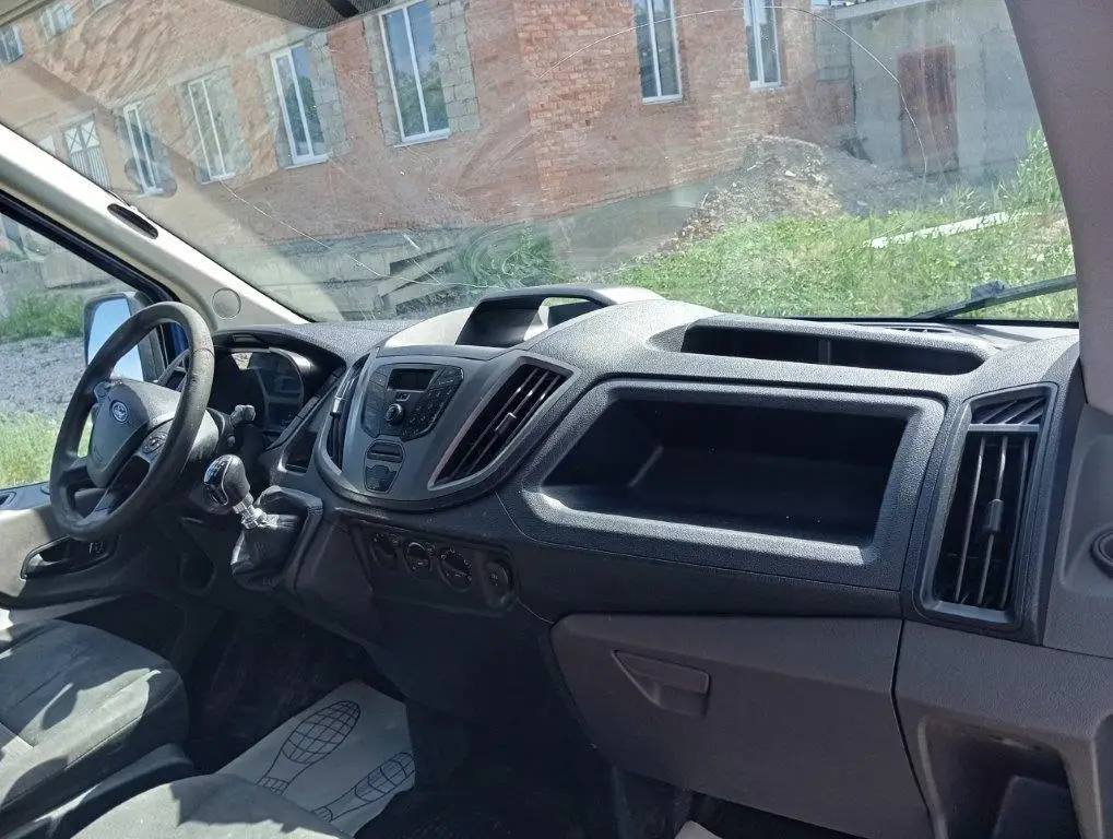 Ford Transit Фургон Базовая 310М Д2В2 2.2 дизель 125 л.с. МТ передний привод, фото 5