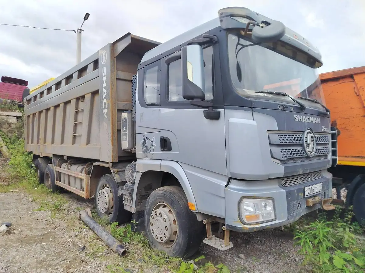 Shacman SX* 8x4 Самосвал, фото 2